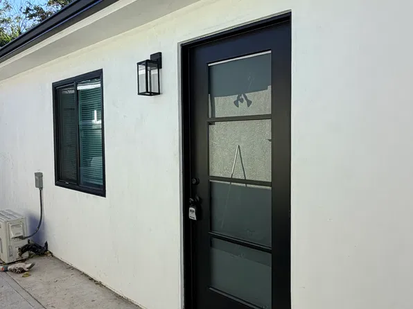 1418 El Prado Pl #B, Escondido, CA 92027