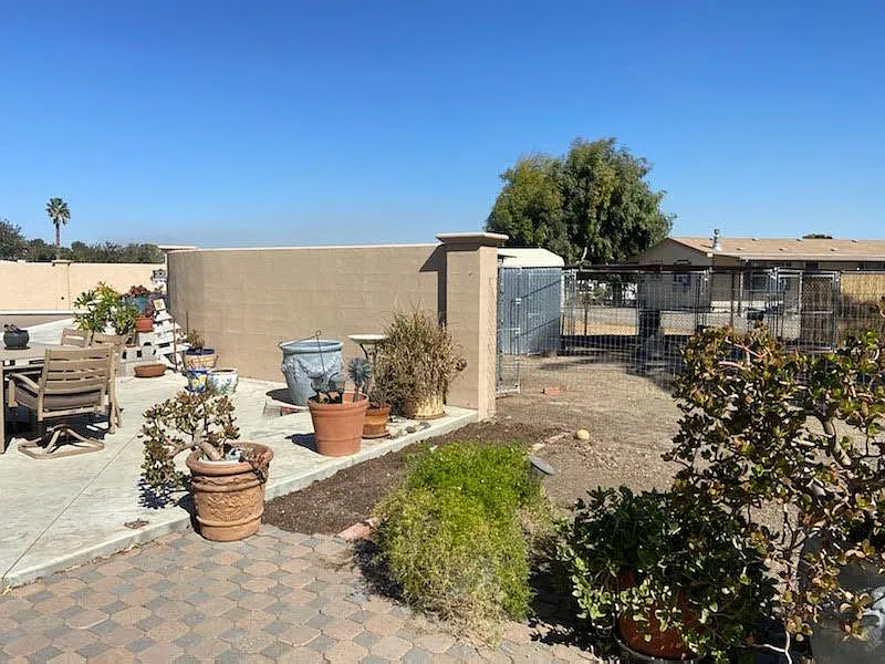 3 bed, 2400 sqft, $5,845 — Photo 3