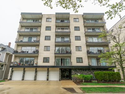227 Elgin Ave APT 3A, Forest Park, IL, 60130