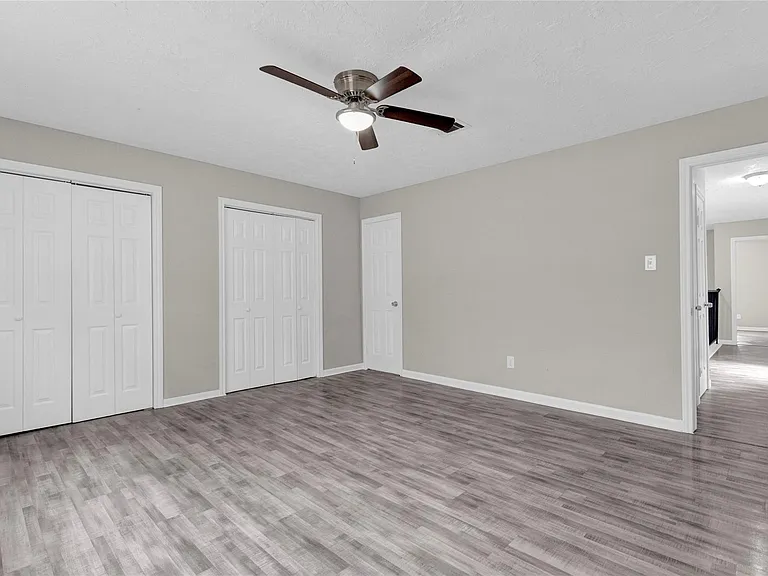 2055 Little Cedar Dr — Photo 10