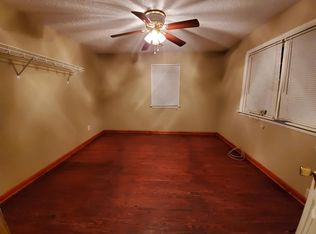 1143 Forbes Ave, Charleston, SC 29407