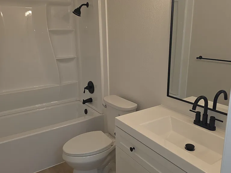 4420 Culebra Ave #C — Photo 7