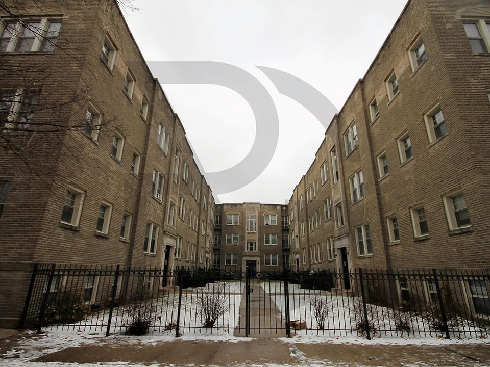 1st image of 1918 W Winona St #K3
