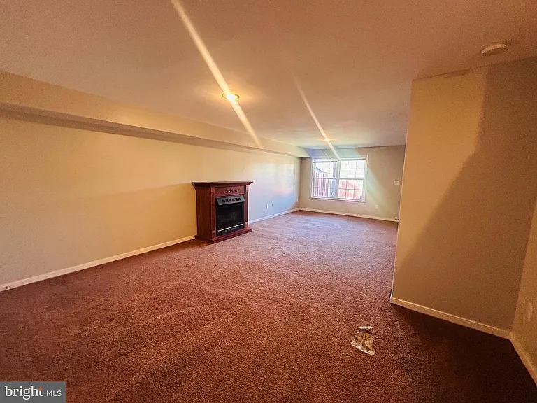 400 Munsons Hill Ct — Photo 19