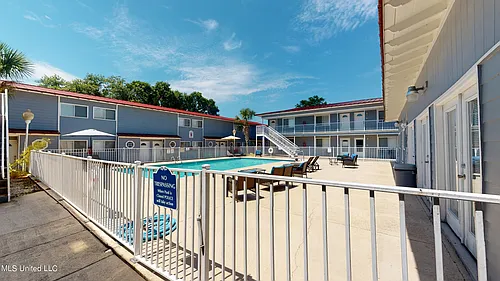 1664 Beach Blvd Photo 1