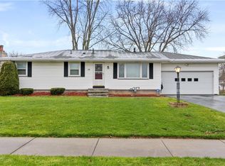 29 Drexel Dr, Rochester, NY 14606