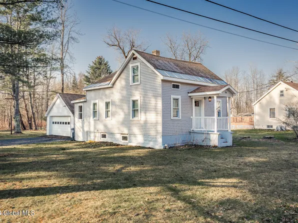 326 Maple Avenue, Amsterdam, NY 12010