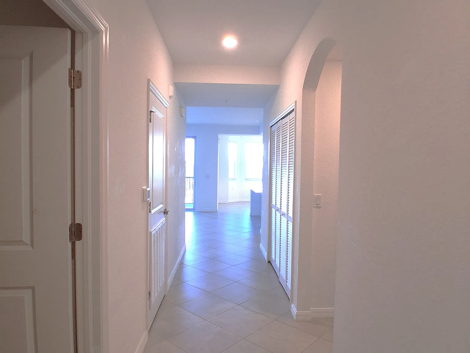 14141 Heritage Landing Boulevard - 1 — Photo 3