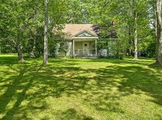184 Mount Pleasant Rd, Warrendale, PA 15086
