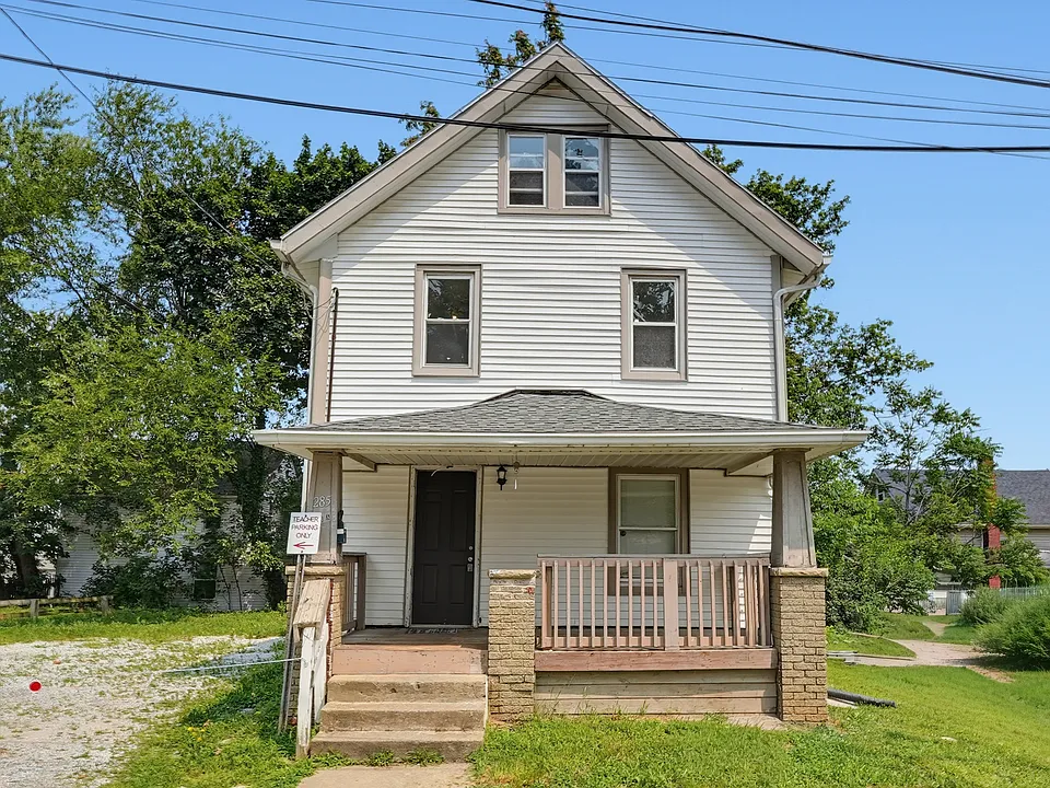 285 Sumner Ct