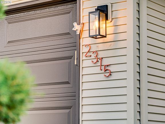 3rd image of 2315 NE 156th Pl