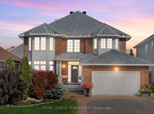19 Black Tern Cres, Ottawa, ON K2M2Z4
