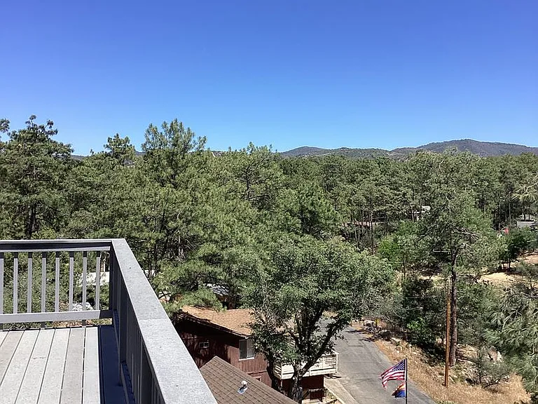 943 W Lookout Rd — Photo 18