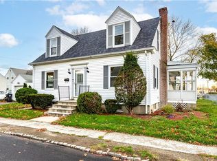 114 Lambert St, Cranston, RI 02910