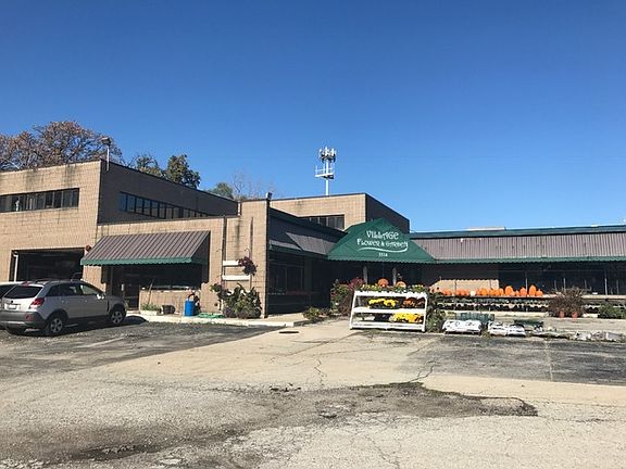 4th image of 5514 Lincoln Ave