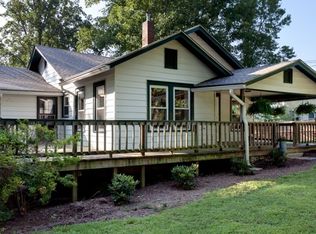 1110 Montreat Rd, Black Mountain, NC 28711