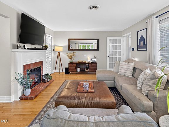 5th image of 1934 Clifton Park Road