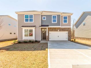 555 Walking Ln, Lexington, SC 29073