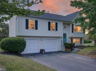 102 Cromwell Ct, Winchester, VA 22602