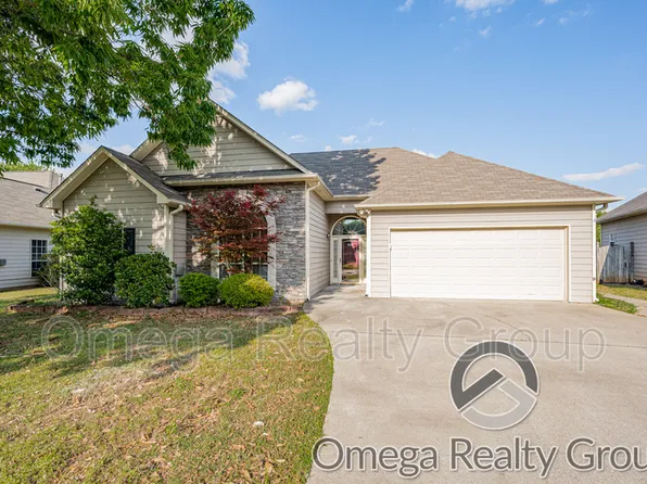 205 Stonehaven Trce, Pelham, AL 35124
