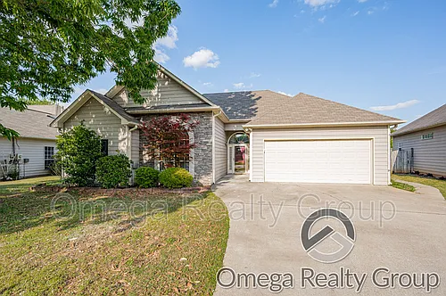 205 Stonehaven Trce Photo 1