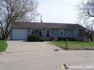 1900 Gardenia Ter, Manhattan, KS 66502