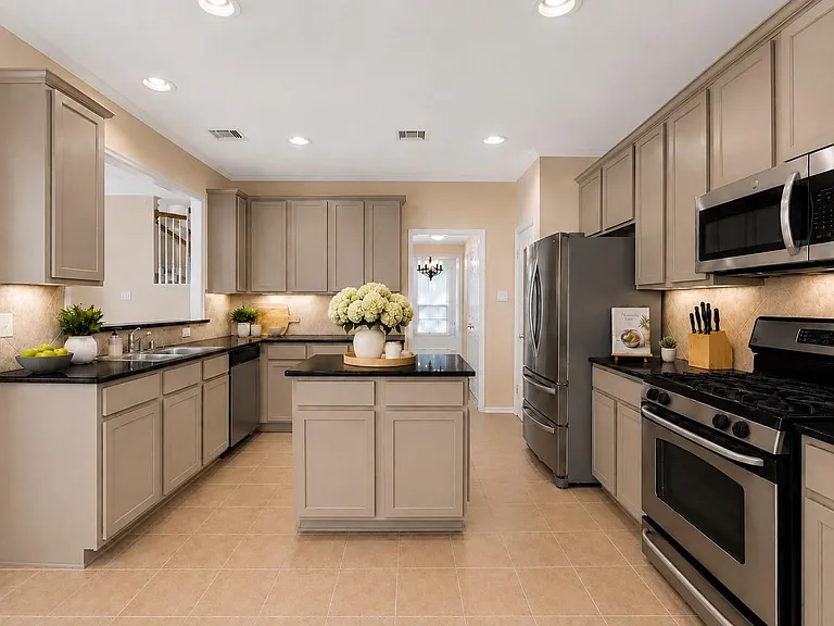 3821 Houston Lake Dr — Photo 14