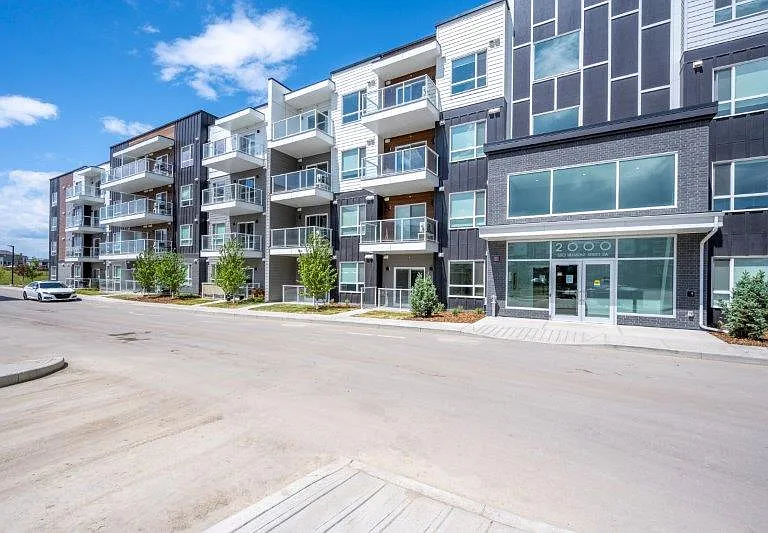 550 Belmont St N #2401 — Photo 3