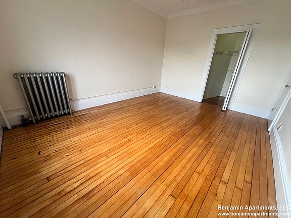 5th image of 433-435 Cambridge St #6