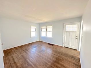 8514 Summit St, Kansas City, MO 64114