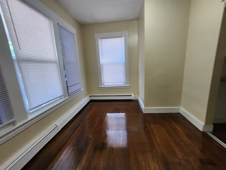 371 Norton St #11 — Photo 13
