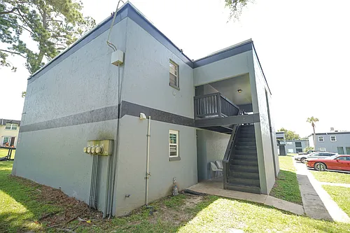 2325 W Pensacola St Photo 1