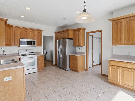2nd image of 6564 Tulsa Ave