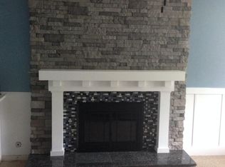 33321 N Gagewood Ln, Grayslake, IL 60030