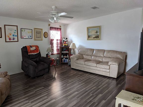 5th image of 337 Lake Huron Dr