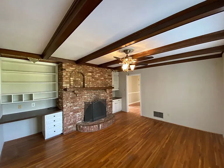 3221 Polo Rd — Photo 5