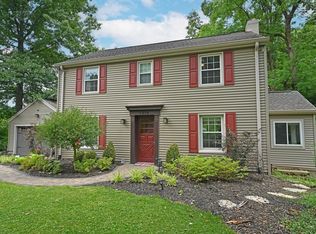 1016 Mary Ln, Cincinnati, OH 45215