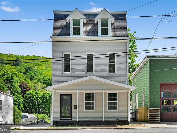 2nd image of 114 E Main St