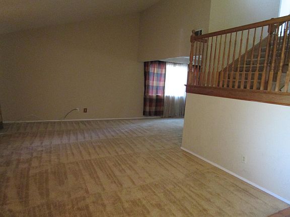 4th image of 9543 Scarboro Pl