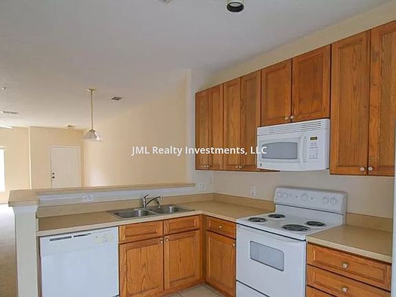 3rd image of 10145 Regent Park Dr #2508