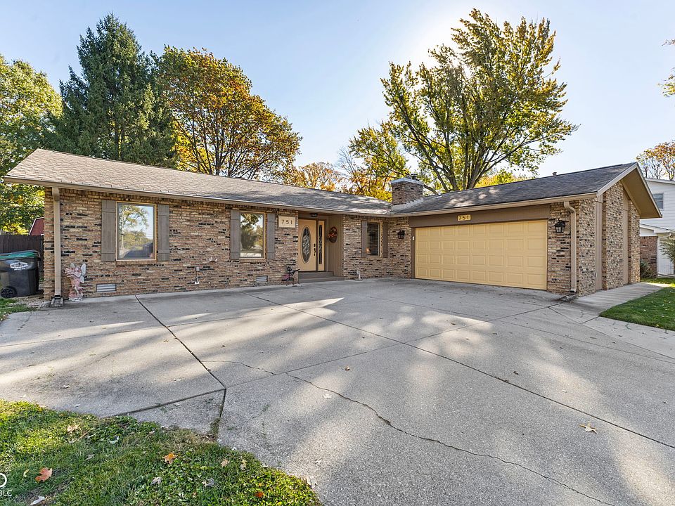 1st image of 751 Lindenwood Dr