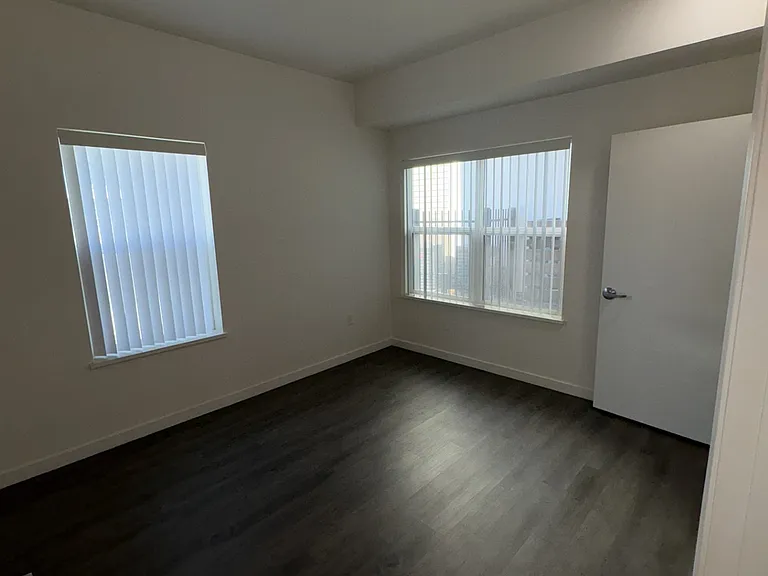 Marina Village Apartments — Photo 9
