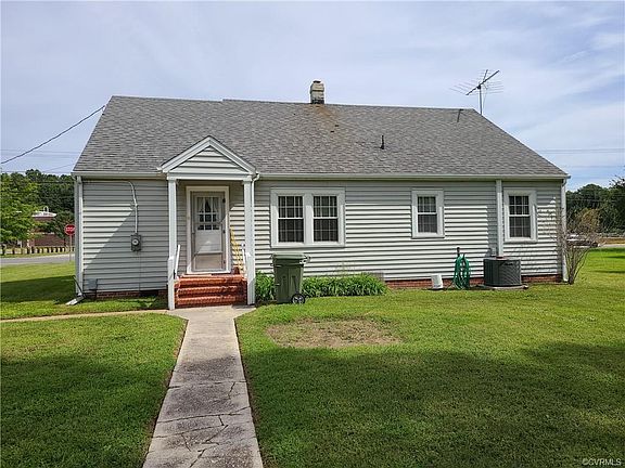 2nd image of 2590 King William Ave
