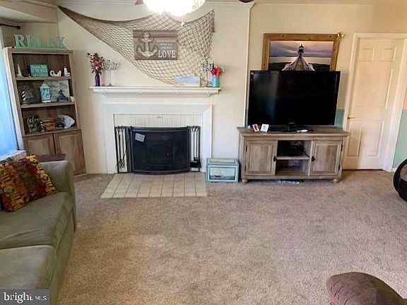 3rd image of 11308 Dogwood Dr
