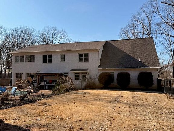 5th image of 108 Brookside Ct