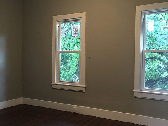 4th image of 1316 Elizabeth St #B