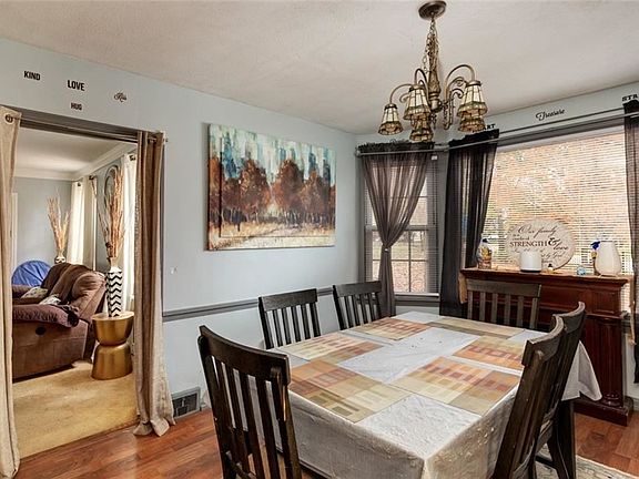 4th image of 1140 Gardner Blvd