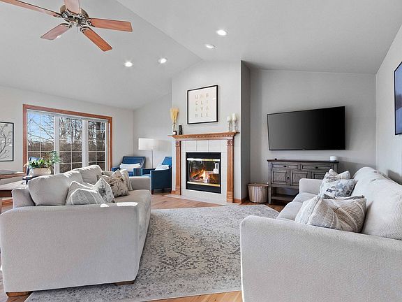 2nd image of 2104 River Point Ct #2106