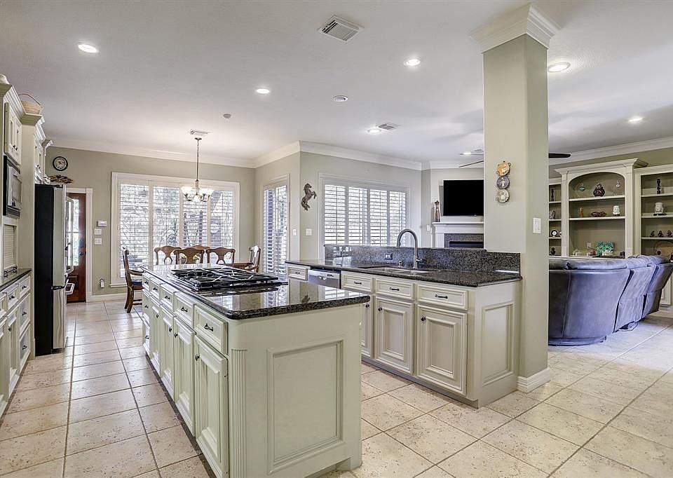 1st image of 13730 Vinery Ln