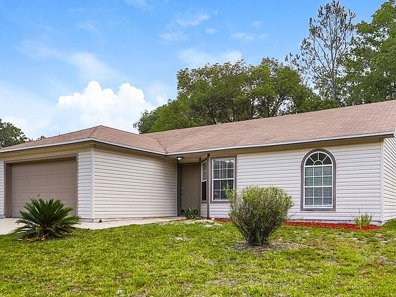 3rd image of 1615 Twin Oak Ln
